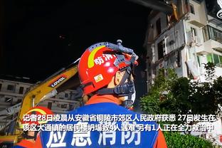 邓台-琼斯：17年输总决赛后骑士内部想得到巴特勒 我建议追乔治